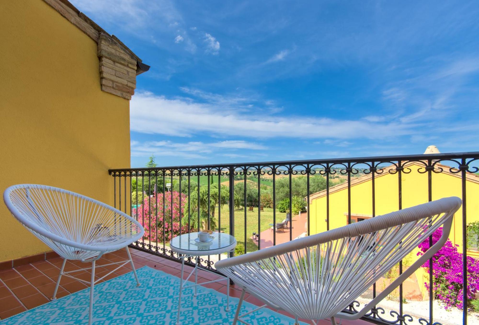 Morrovalle Villa Morro Suites מראה חיצוני תמונה