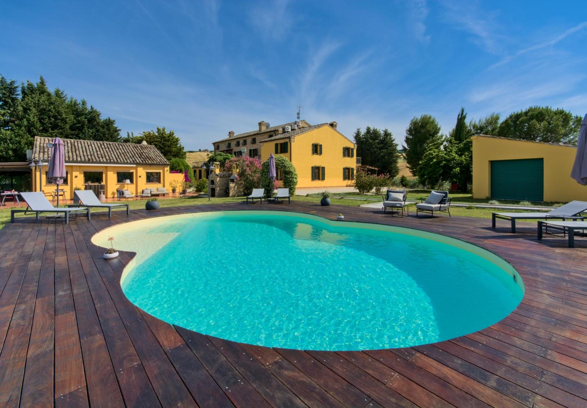 Morrovalle Villa Morro Suites מראה חיצוני תמונה