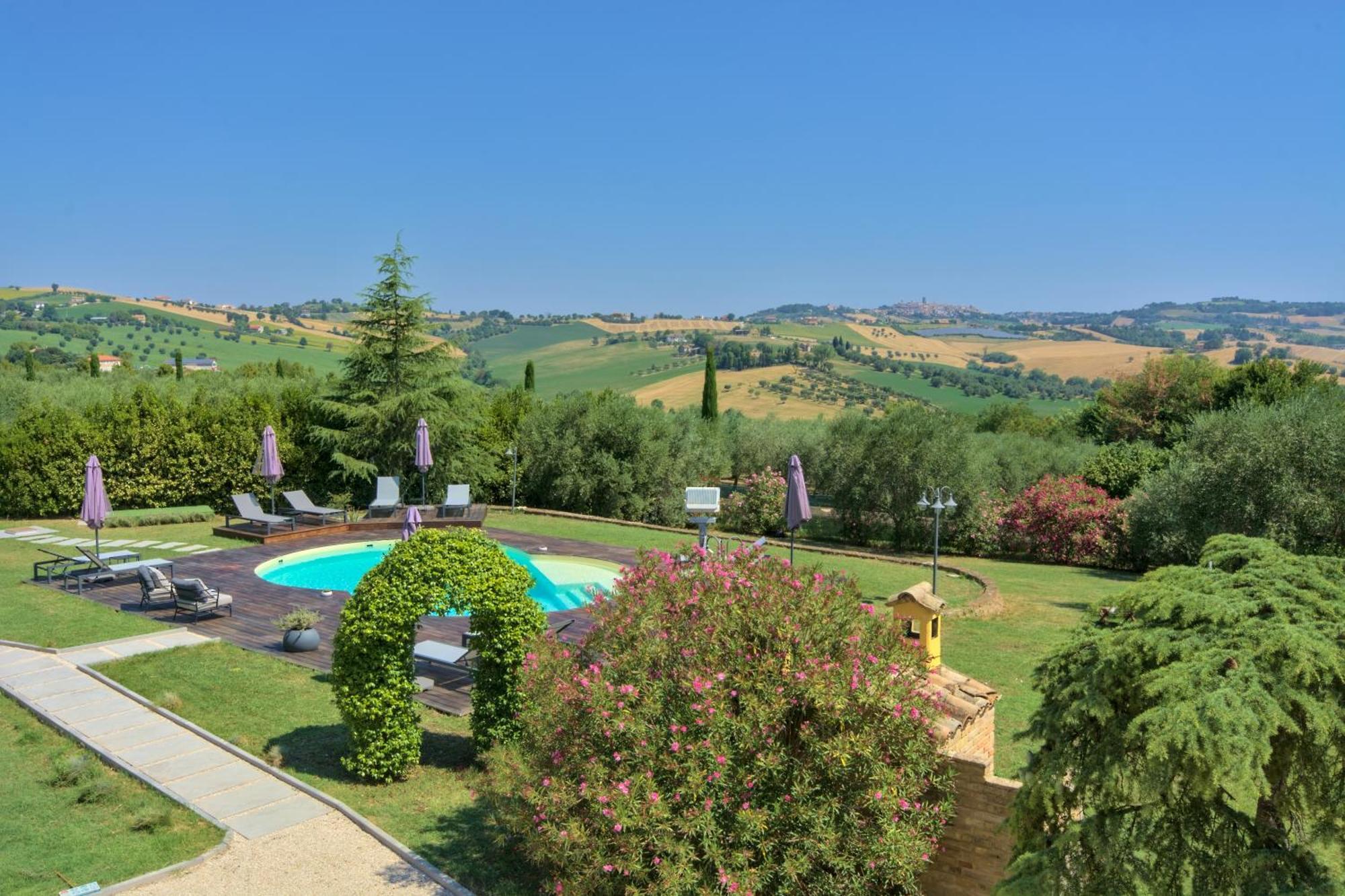 Morrovalle Villa Morro Suites מראה חיצוני תמונה