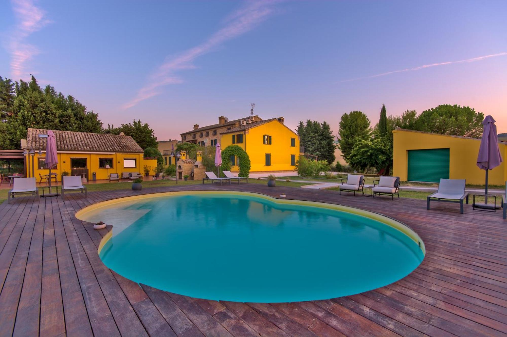 Morrovalle Villa Morro Suites מראה חיצוני תמונה
